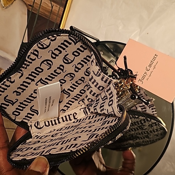JUICY COUTURE Black Beige Tame Her Heart Zip Around Wallet/Wristlet - Picture 9 of 10